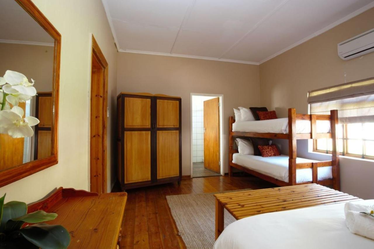 Celtis Country Lodge & Restaurant Middelburg エクステリア 写真