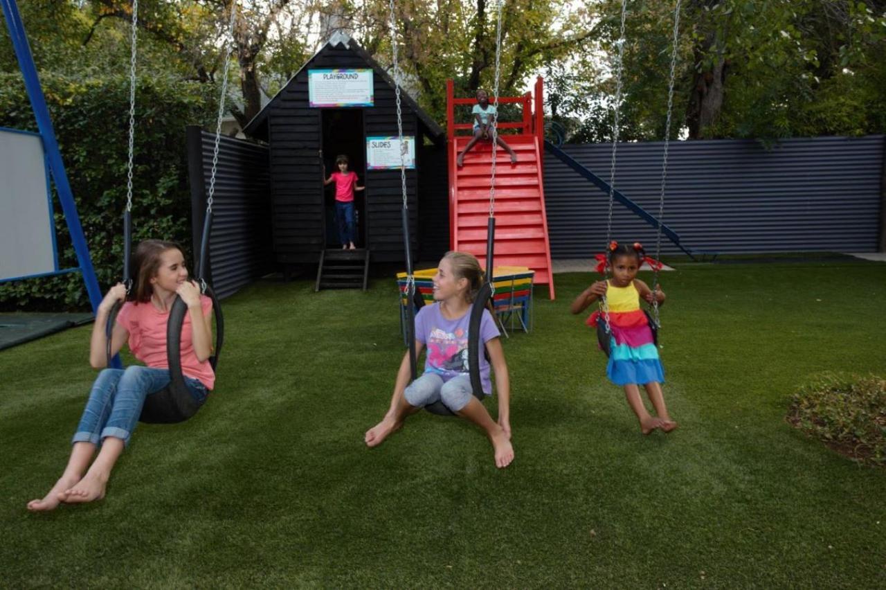 Celtis Country Lodge & Restaurant Middelburg エクステリア 写真